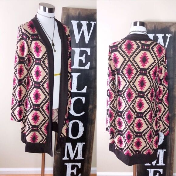 New Aztec design cardigan - Picture 5 of 5